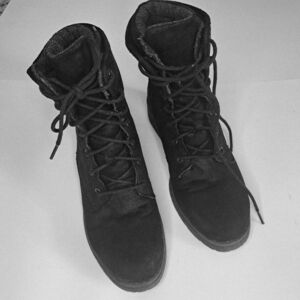 B.O.C Women's Black Lace-Up Suede Flannel Lined Combar Boots Size 9.5 B3